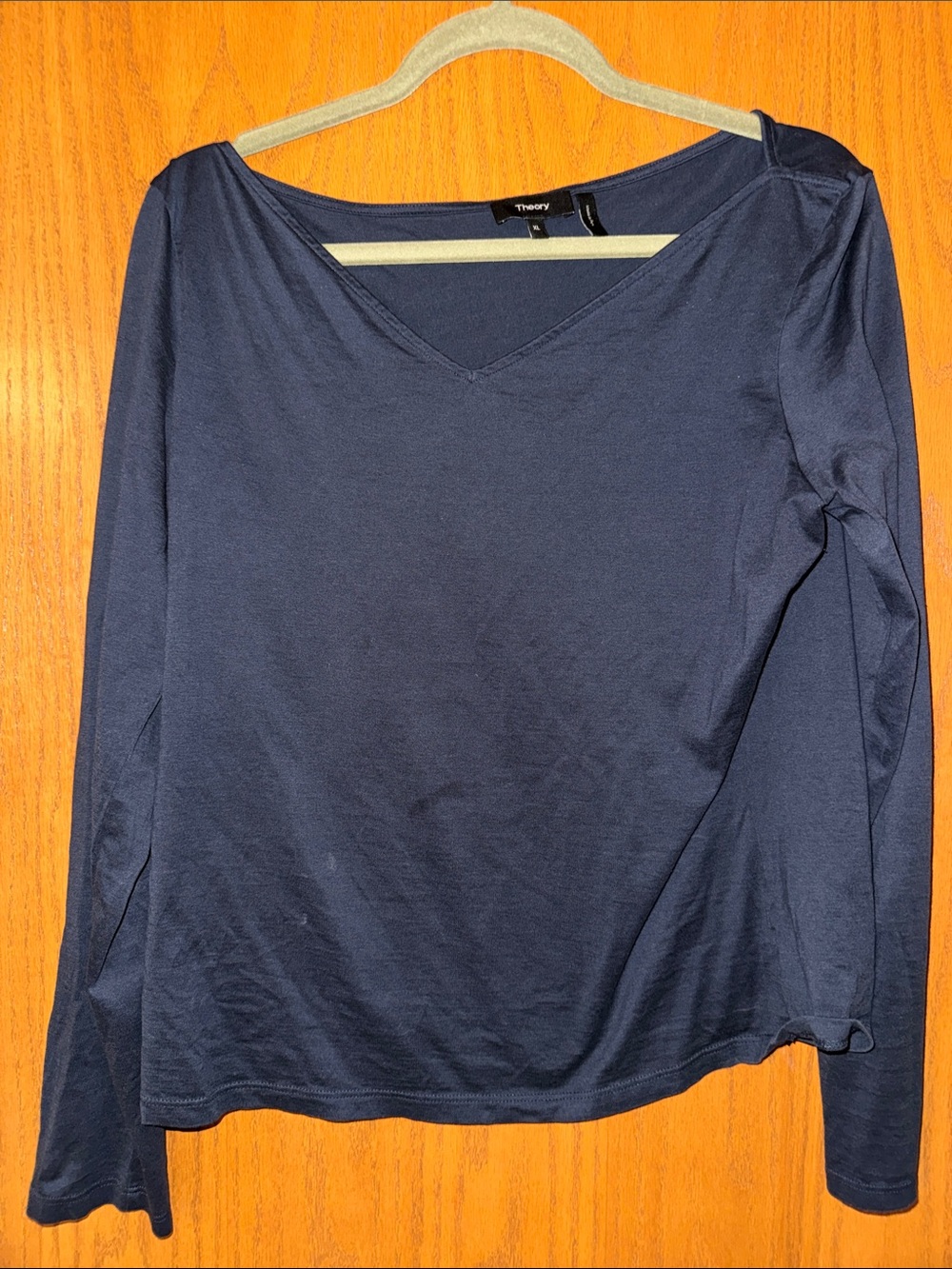 Theory Long Sleeve V-Neck Top – Navy | Size XL